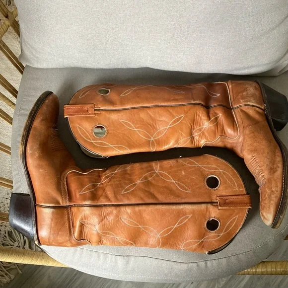 Vintage Acme Western Cowboy Boots US MEN 10.5 WMN 12 Brown Leather Boho USA
